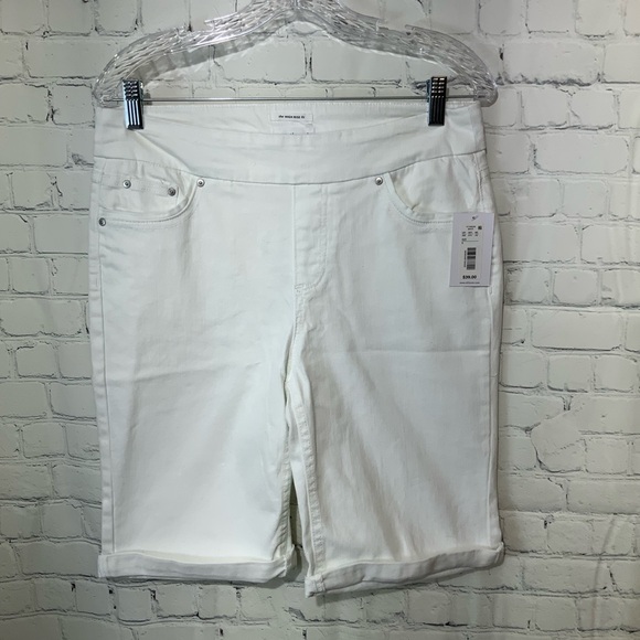 Westbound Pants - NWT WestBound Stretch Jean Jegging Bermuda Pull On Short Size 6